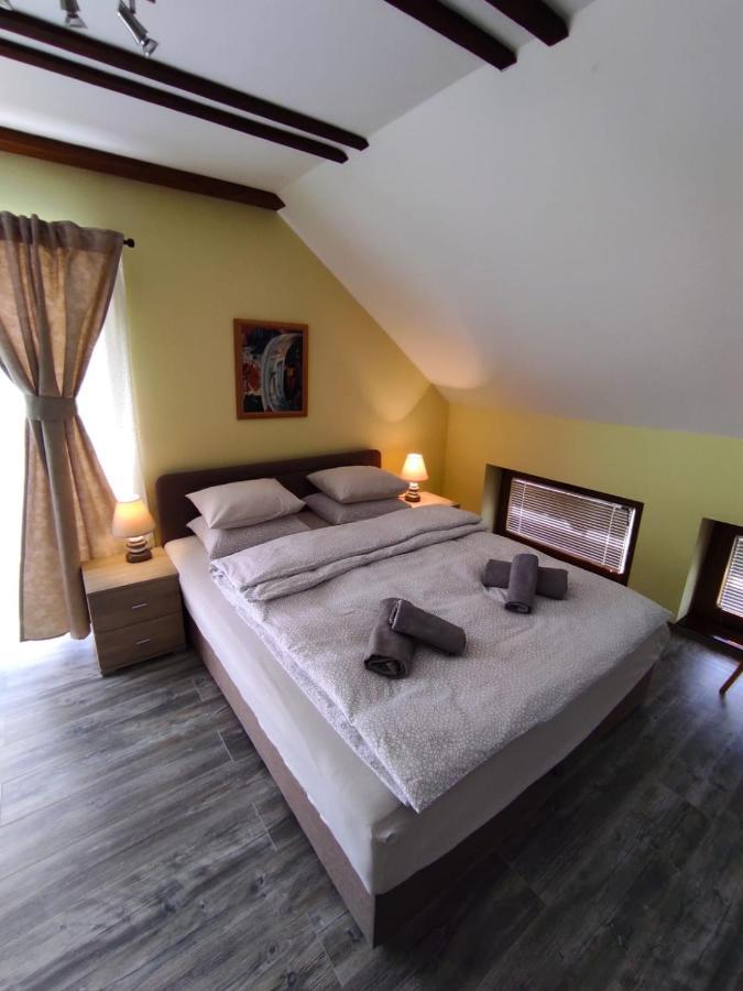 רקוביצה Accommodation "Old Town Dreznik" מראה חיצוני תמונה