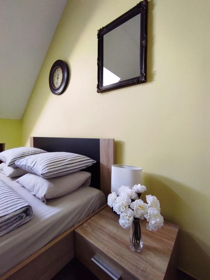 רקוביצה Accommodation "Old Town Dreznik" מראה חיצוני תמונה